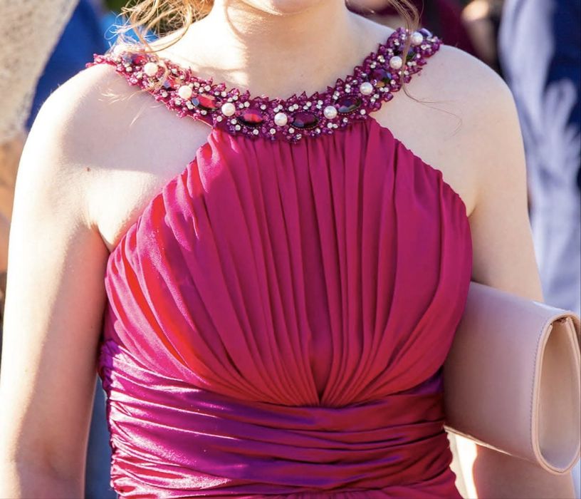 Бална рокля (официална рокля)