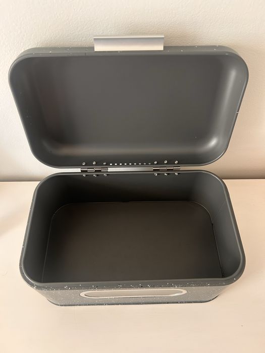 Металня кутия за хляб Kesper