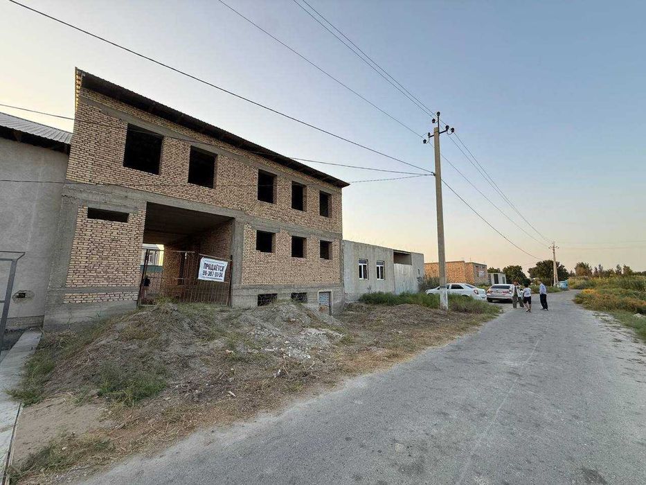 QURILISHI TUGALLANMAGAN BAHAVO JOYDAN 4 sotiqli hovli sotiladi #a952
