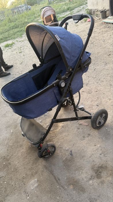 продам коляска за 5000