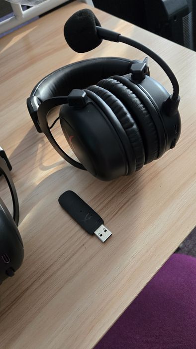 Casti PC  Hyperx Cloud Core Wireless + receiver