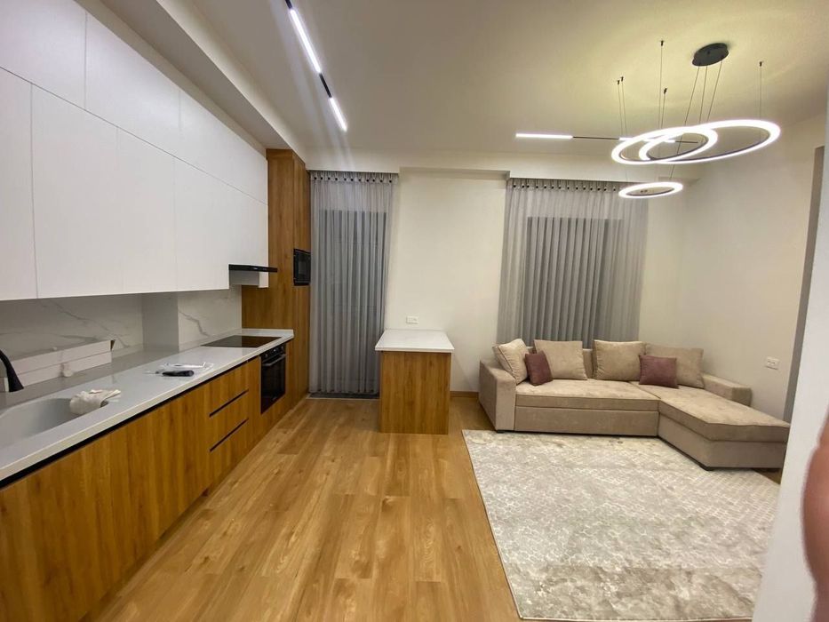 Квартира в аренду а элитном ЖК 2х комнатная 6 этаж укомплектована 56м²