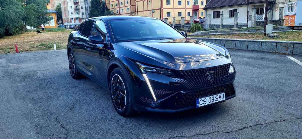 PEUGEOT 408