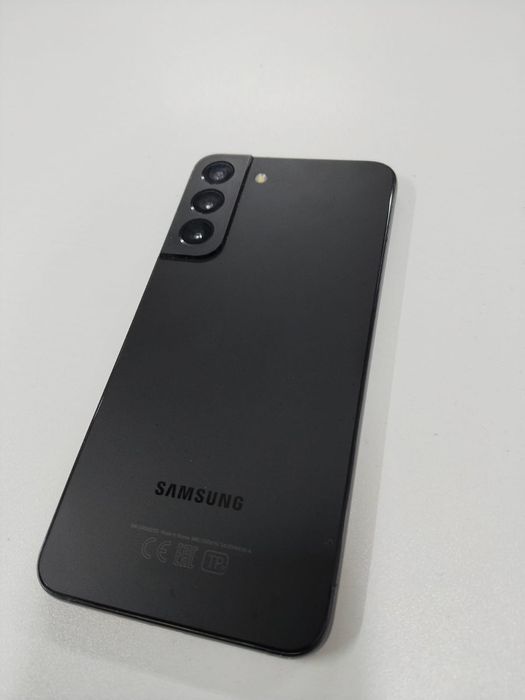 Samsung s22+ на обмен