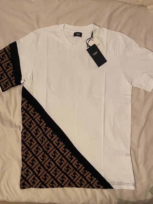 Тениска Fendi.Налични размери ,L,Xl,2Xl