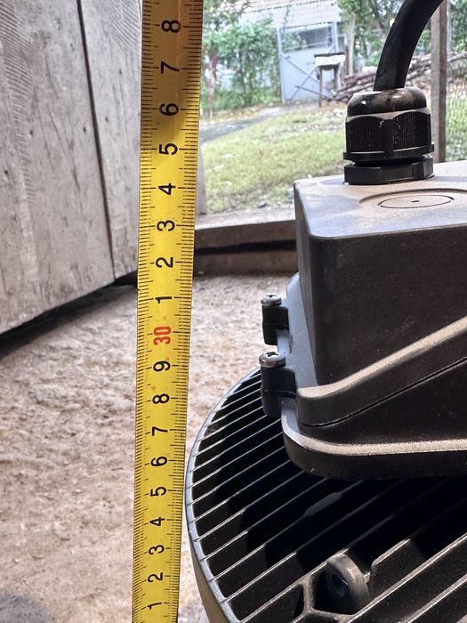 Lampa industriala pentru hala