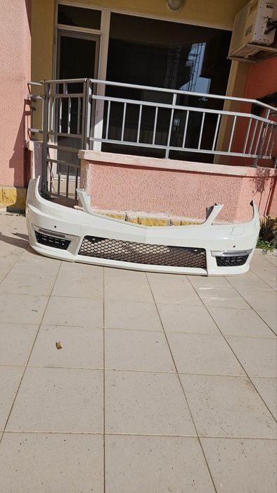 Задна и предна броня w204