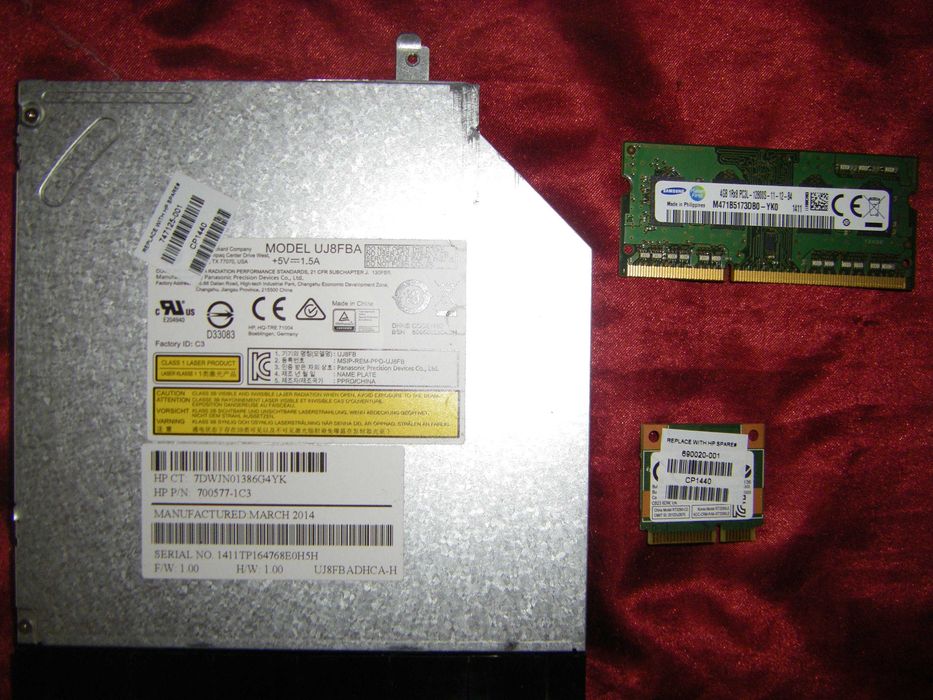 Лаптоп HP 15-d052su