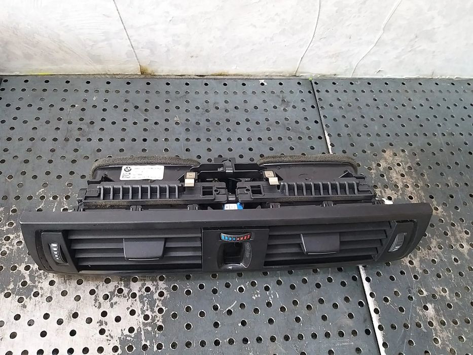 Grile ventilatie bord centrale bmw seria 1 f20 f21 920711611