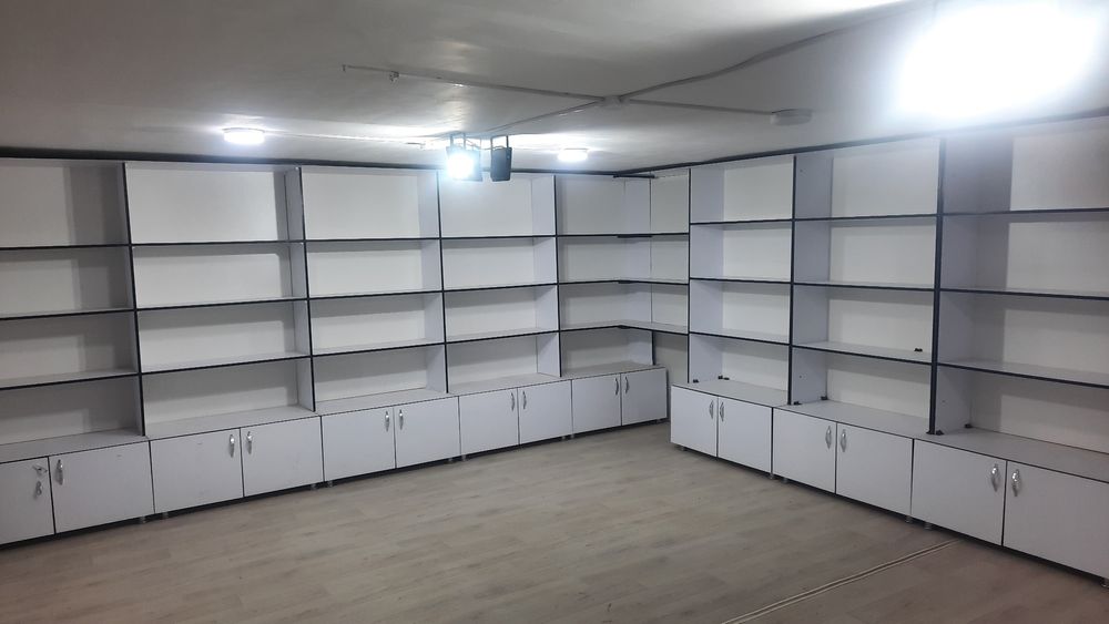 Дукон мебельлари сотилади.