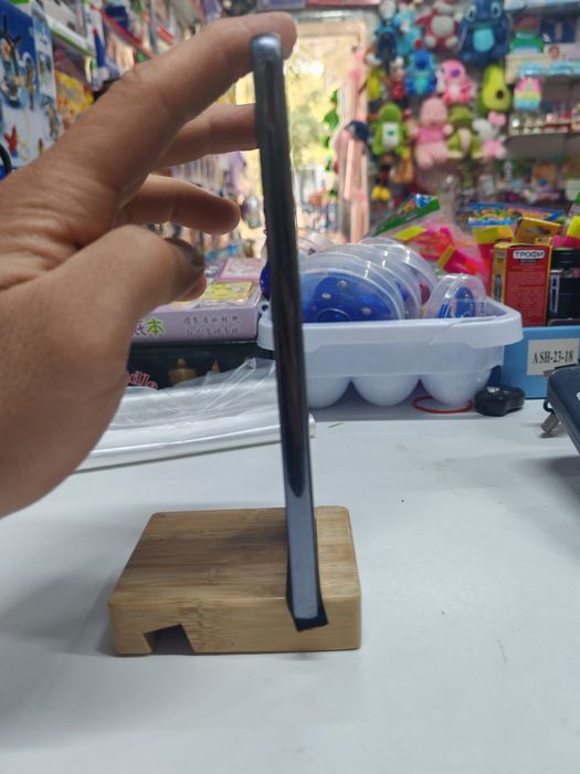 Telefon sotiladi Samsung A73 8x256