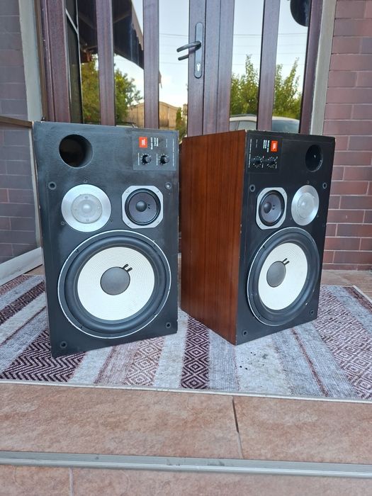 Vand Boxe JBL 4411