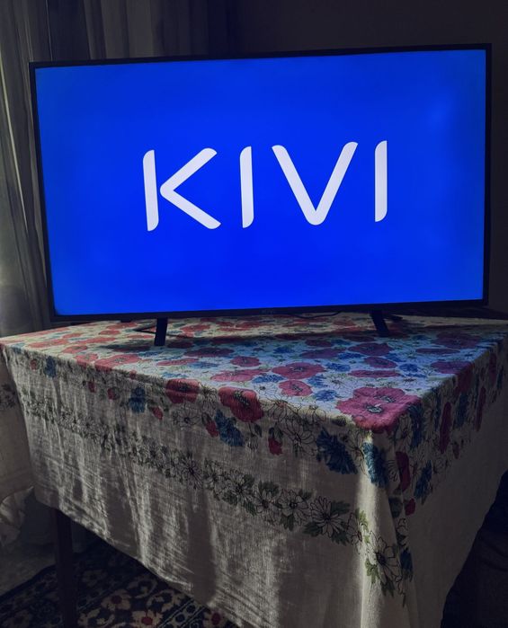 KIVI 106 см смарт телевизор