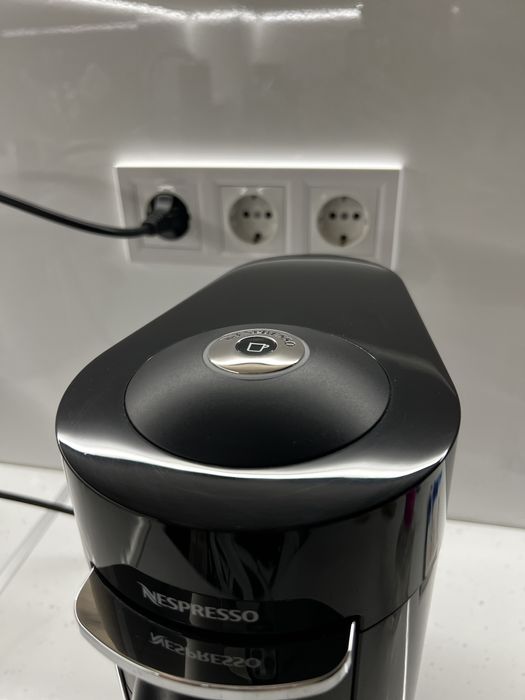 Nespresso Vertuo Plus Black