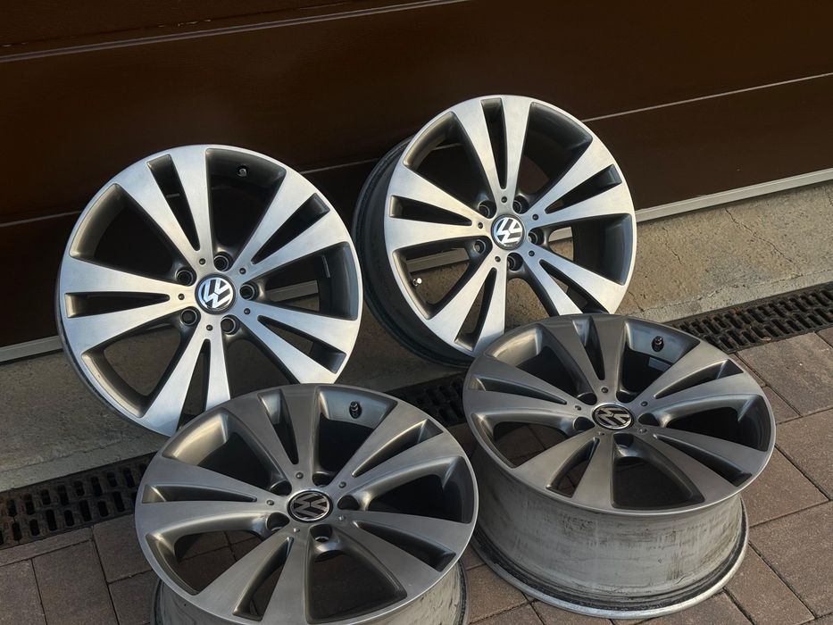 Jante Passat originale VW Chicago 18” | 8Jx18 ET44 | 5x112 | Set 4 buc