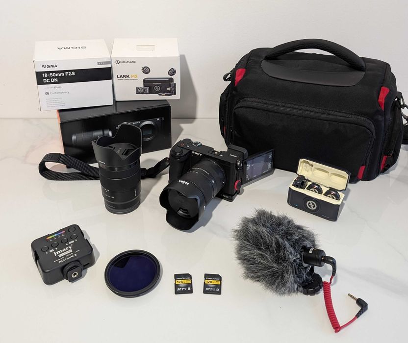 Sony A6700 PRO Creator Kit | Пробег 4048 | 2 объектива | Hollyland