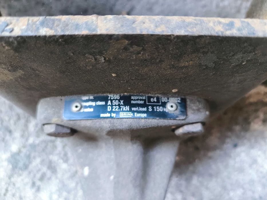 Теглич Toyota hilux