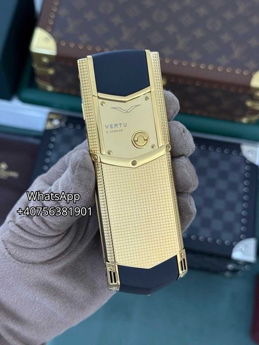 Vertu Signature S Clous De Paris — Statut atemporal