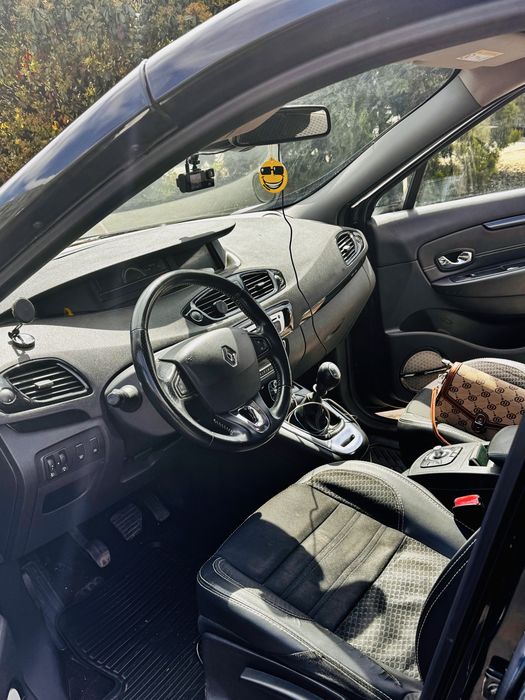RENAULT Scenic 2015 — imagine 5