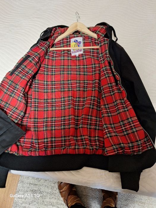 Бомбър яке HARRINGTON .