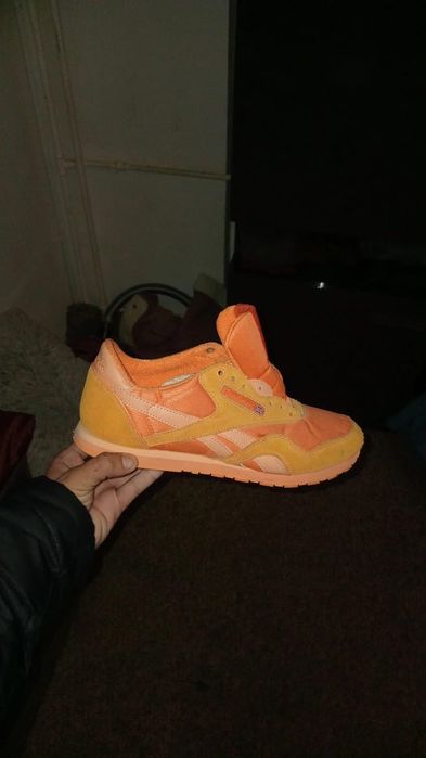 Vand adidasi reebok originali marimea 42