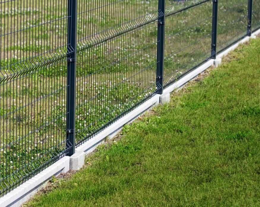 Garduri din plasa bordurata, sipca metalica, fier lemn