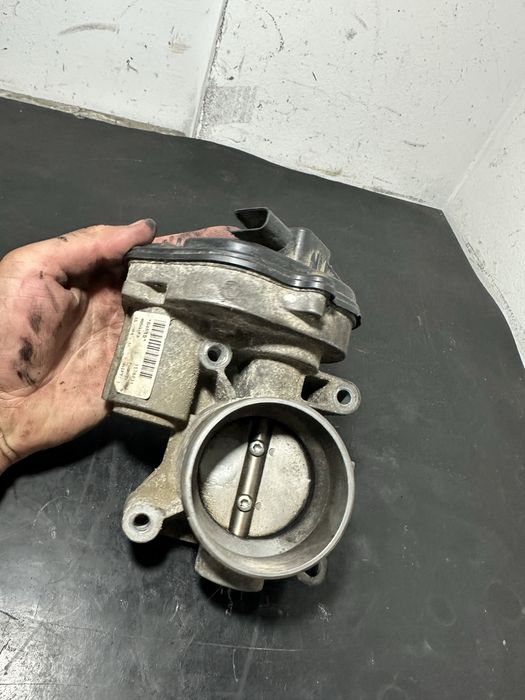 Clapeta acceleratie Ford Mondeo MK4 2.0 benzină AOBA Clapeta acceleratie ford focus 2.0 benzina clapeta acceleratie Ford c max 2.0 benzina  2008 2009