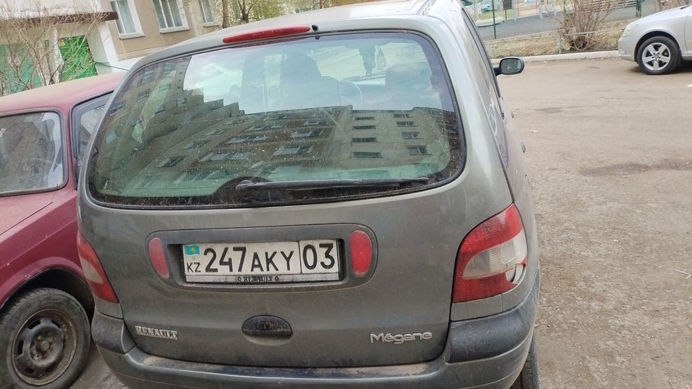 Продам машину  не дорого
