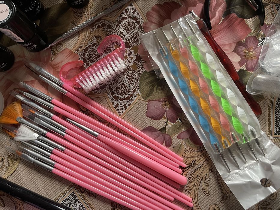 Пълен комплект за гел лак + UV лампа и електрическа пила