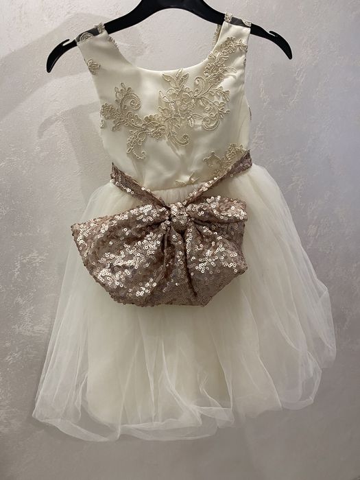 Бутичиска детска рокля