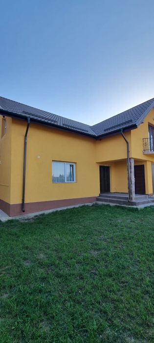 Casa 240 mp în Târgu Frumos