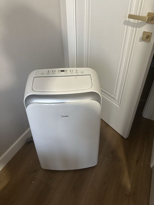 Мобильный кондиционер Midea