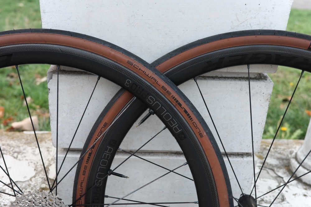 Карбонови капли - Bontrager Aeolus Pro 3 TLR - 35, Tubeless