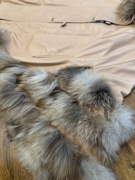 Geaca de piele naturala cu blana de vulpe