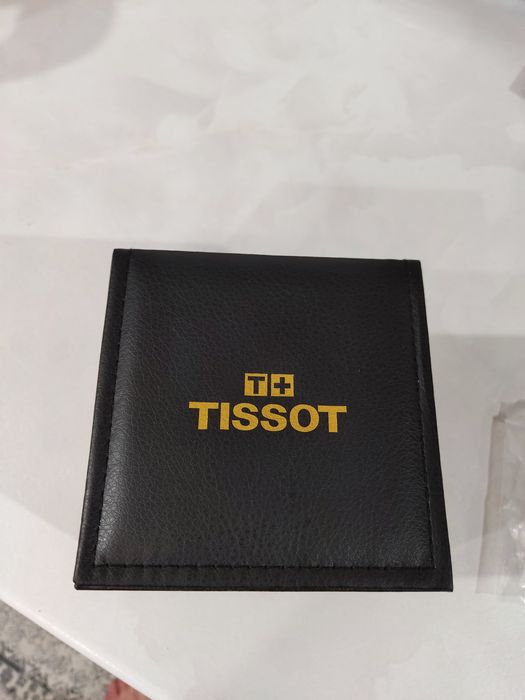 Продам часы Tissot