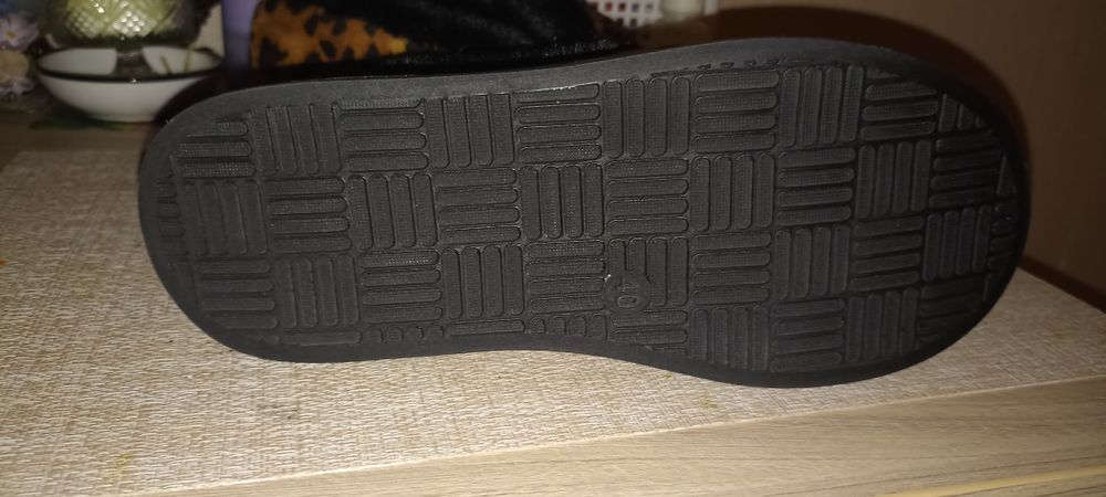 Продаю женские лоферы