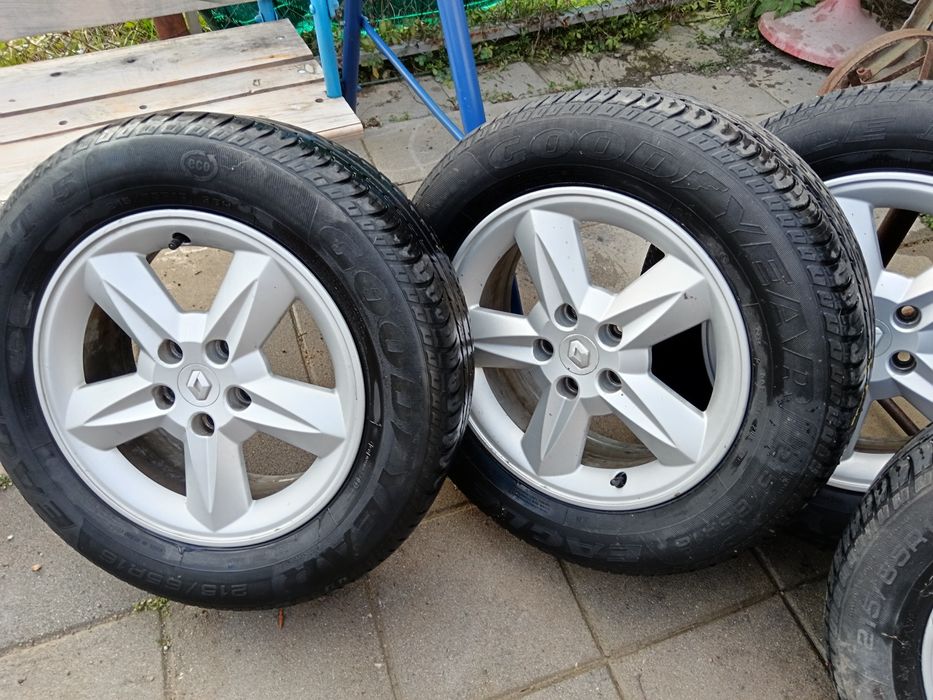 Продавам алуминиеви джанти за рено рх4.,заедно с гумитео