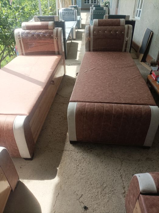 divan kravatlar bir kishilik