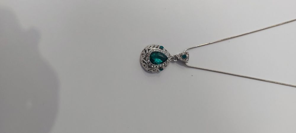 Kмплект,колие,гривна обеци