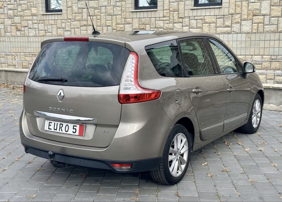 Renault Megane Scenic intial Paris full option 7 locuri