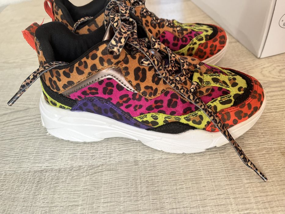 Обувки Steve madden