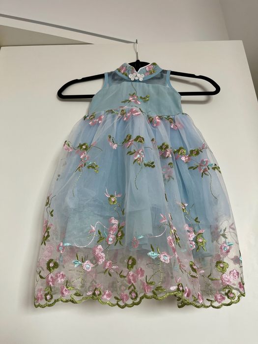 НОВА Детска Рокля размер 100 см