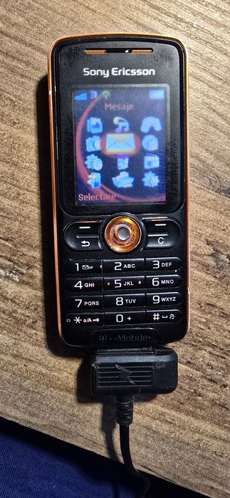 Telefon Colectie: Sony Ericsson W200i Orange