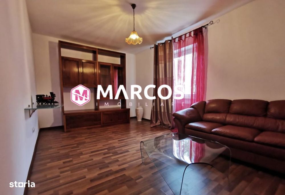 Apartament cu 2 camere, Piata mica, et.1