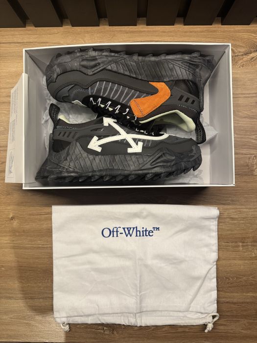 Off White Odsy-1000