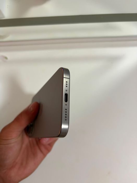 Iphone 15 pro 256гб