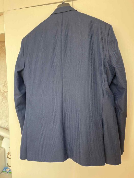 Мъжки костюм син