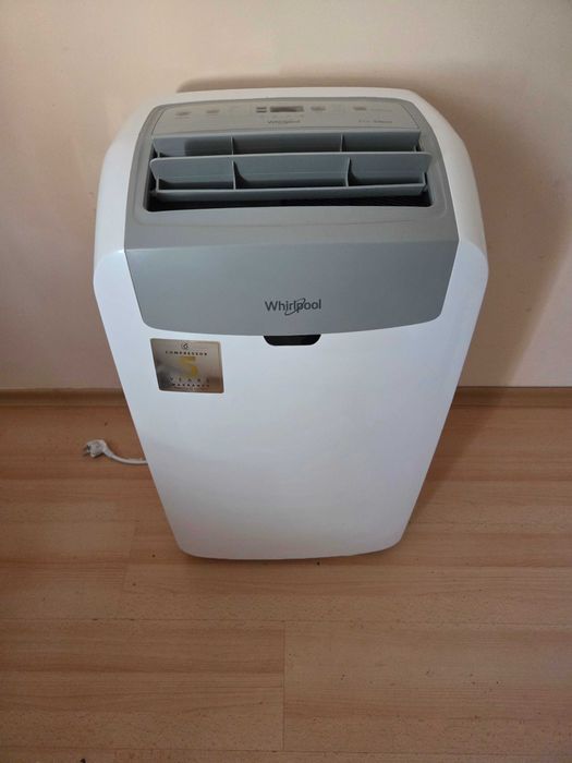 Мобилен климатик 12ка.Whirlpool PACW212CO – 12000 BTU...като нов