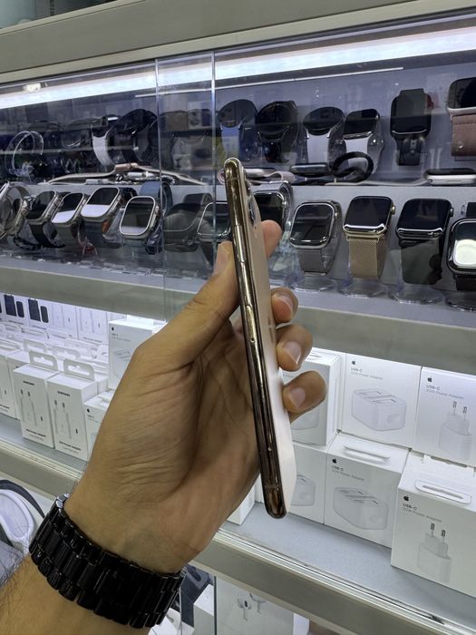 iphone 11 Promax 256GB gold Skidka