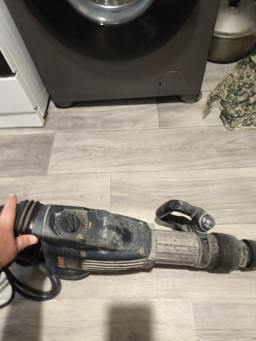 Bosch 11 vc.отбойный молоток.